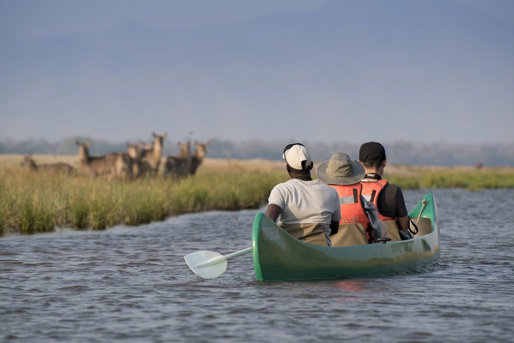 Zambezi_Expeditions_Canoeing_004.jpeg