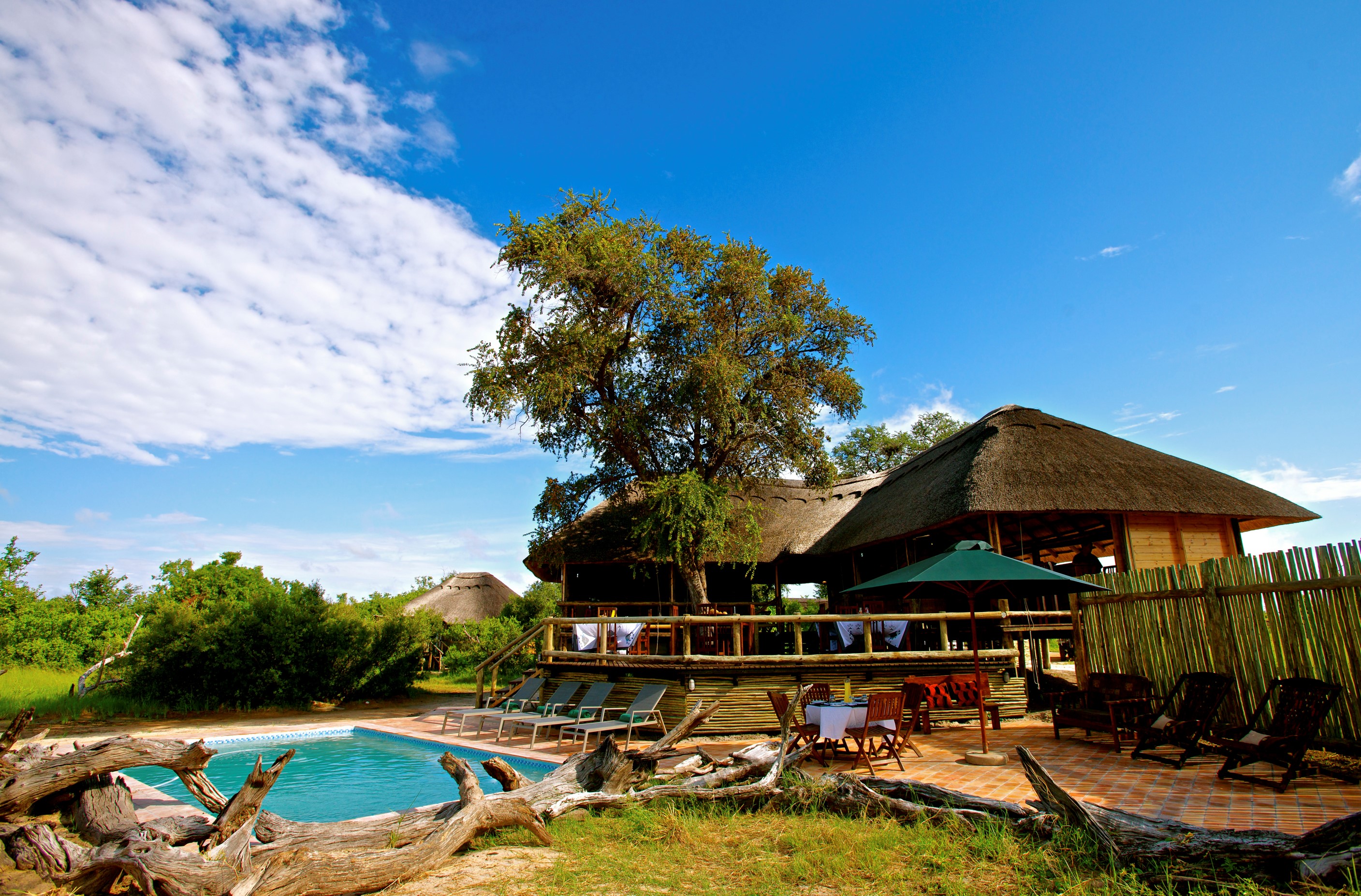 Nehimba_lodge005.jpg