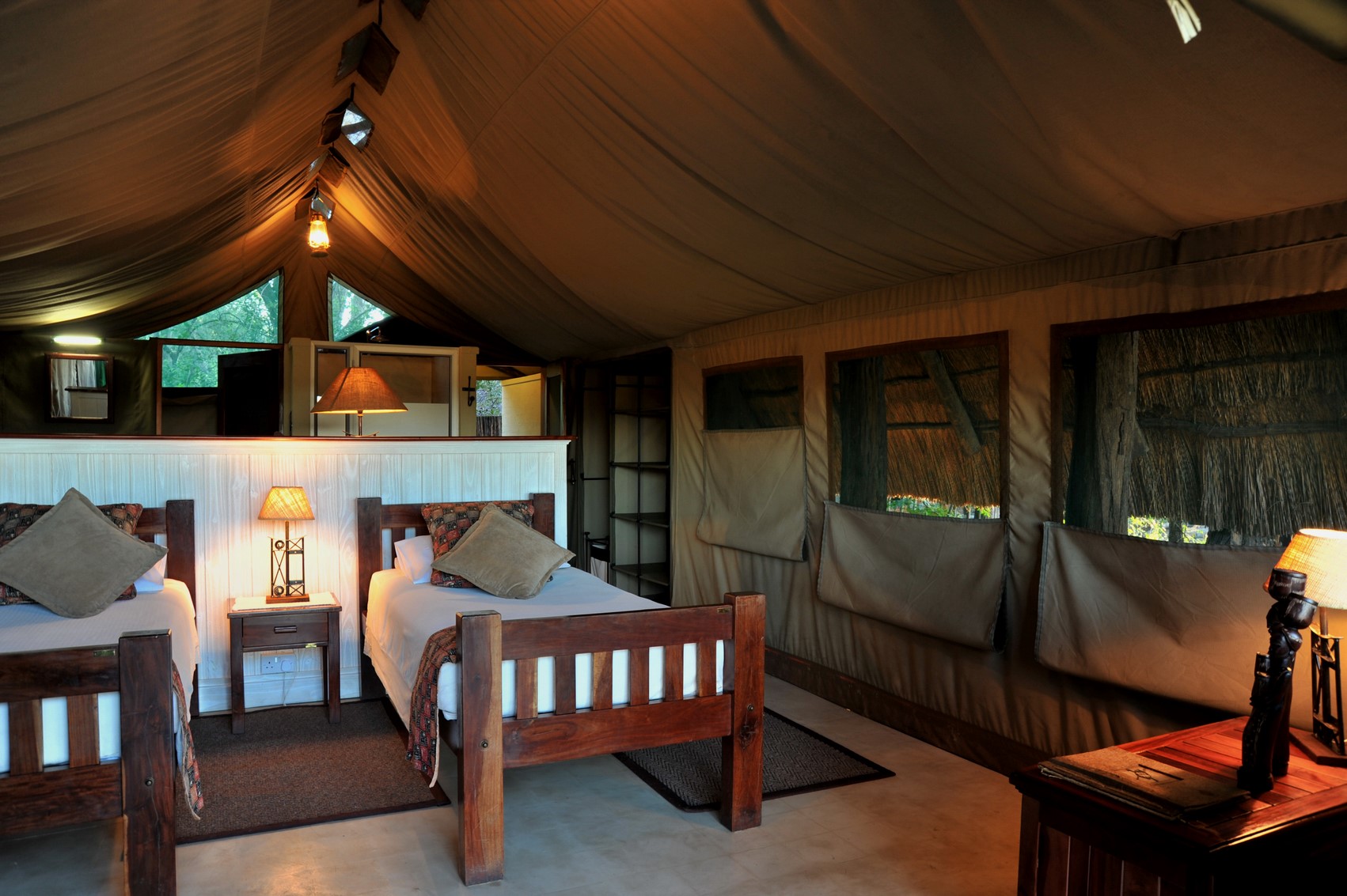 The_Hide_safari_camp001.JPG