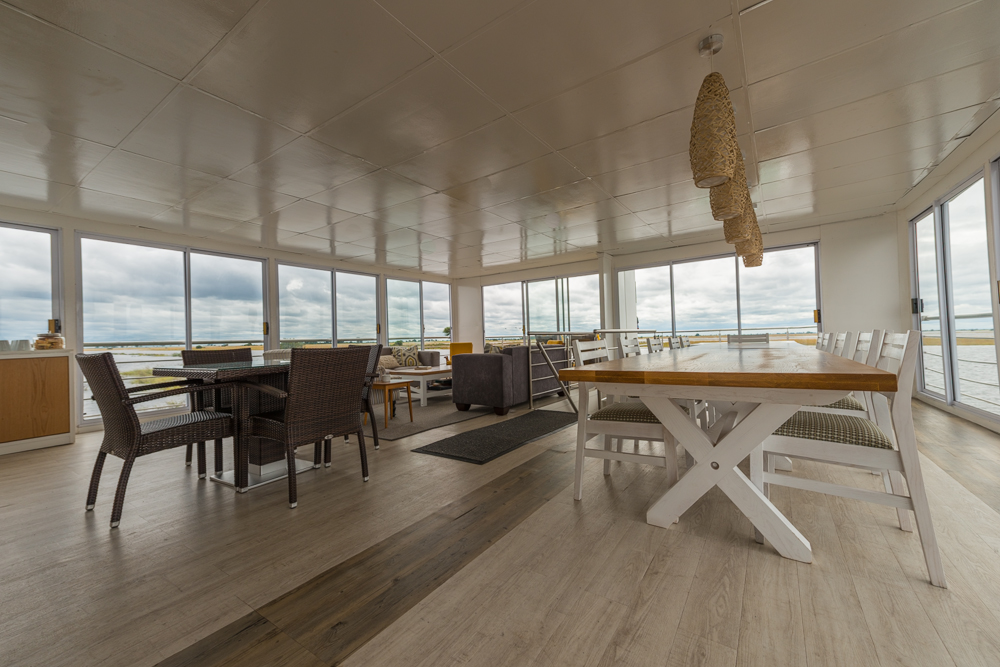 PoZ Interior from Bar.jpg