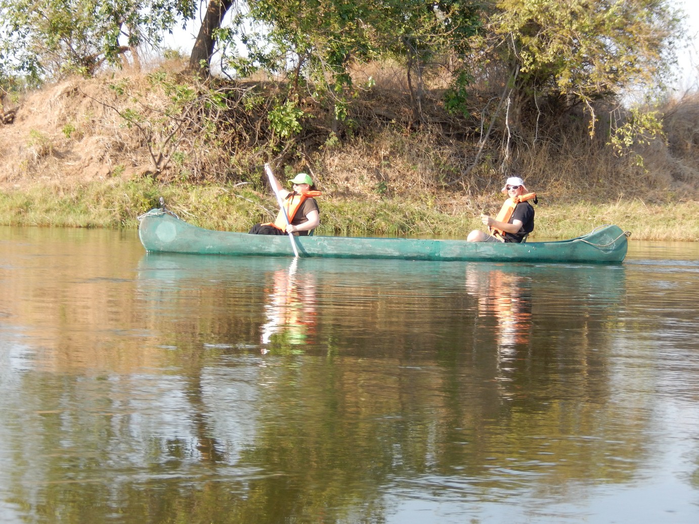 Activities_Canoeing002.JPG