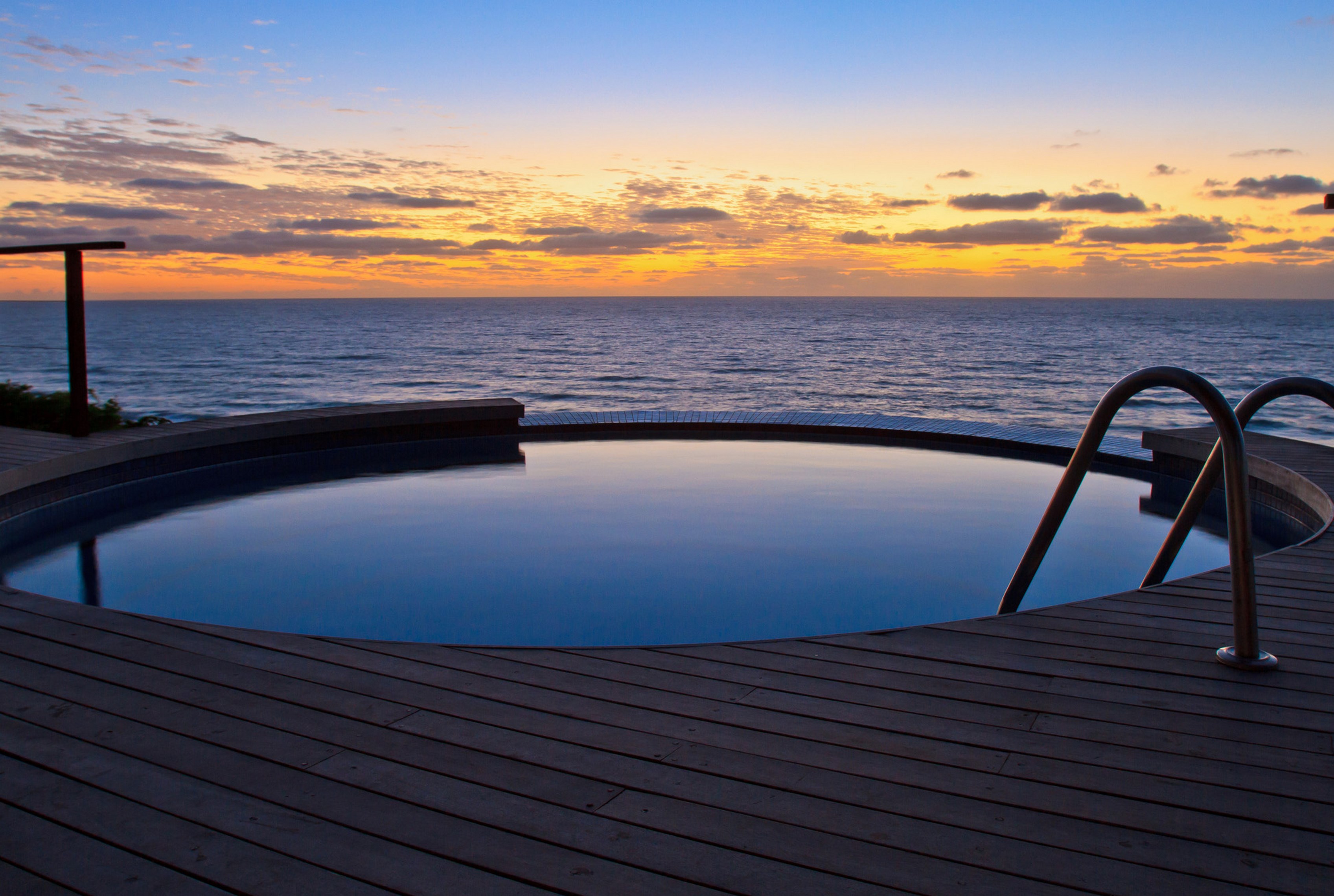 MZ_Poolview_Massingalodge