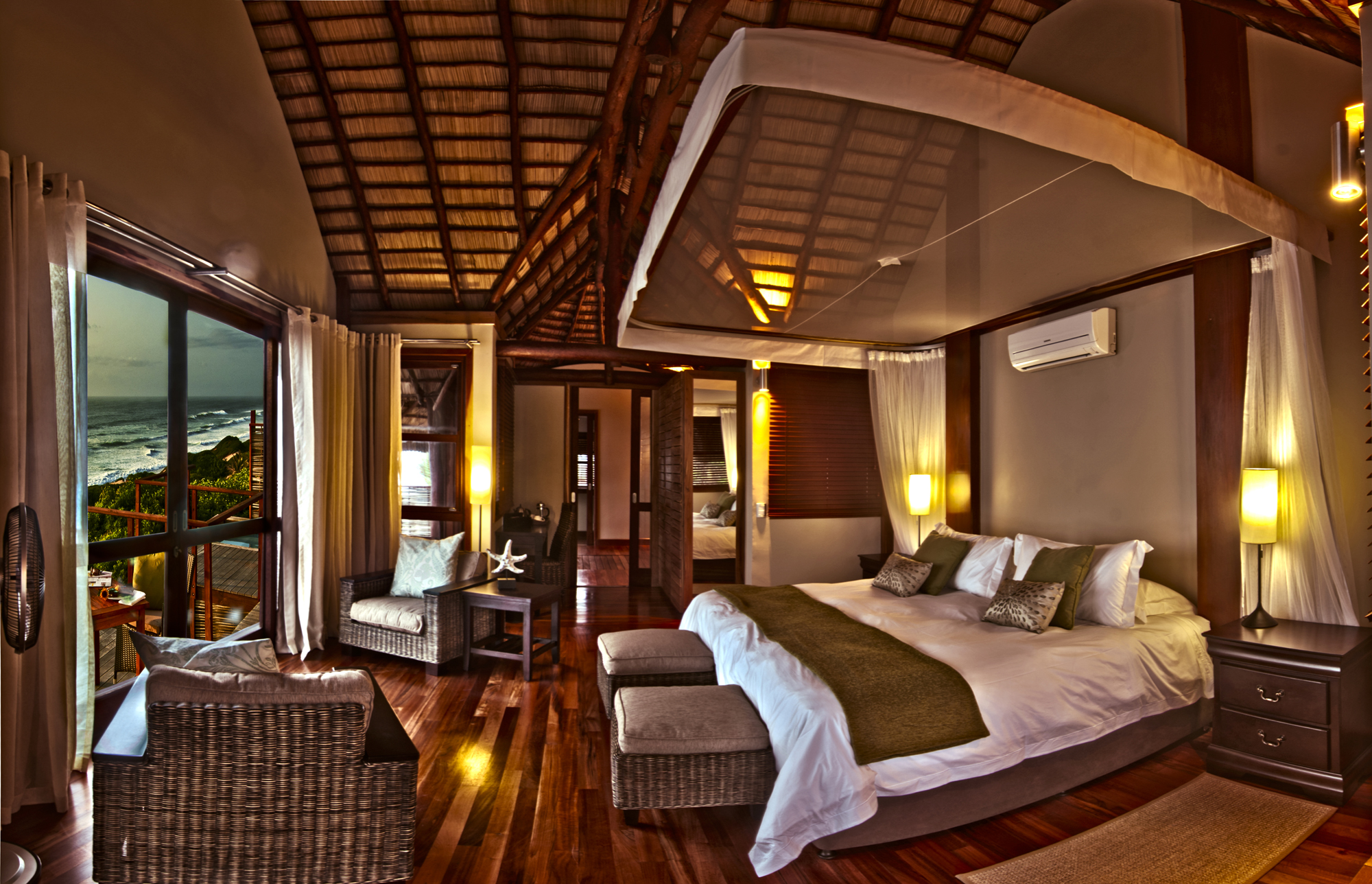 MZ_DELUXEBEDROOM_Massingalodge