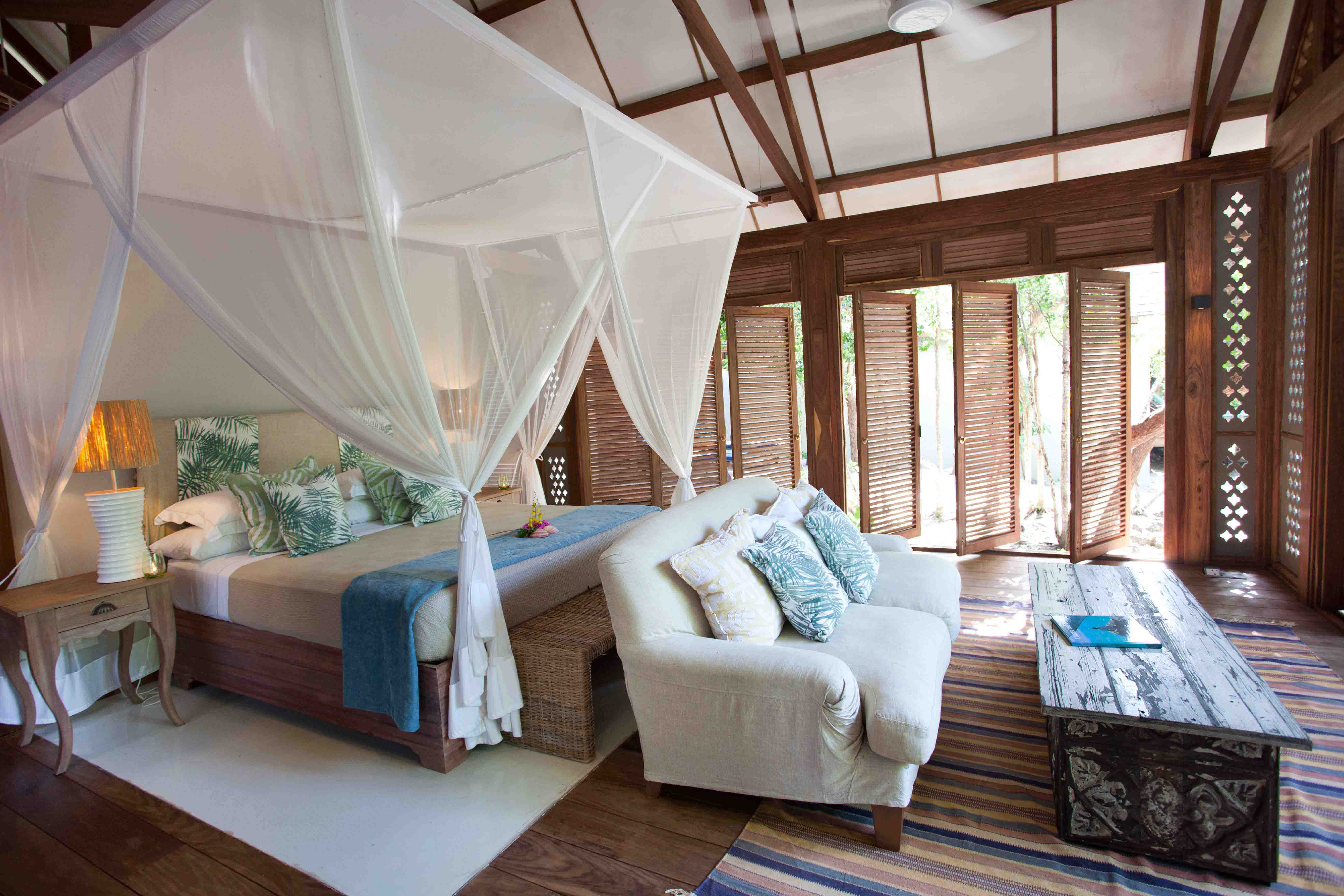 MZ_Bedroom2_VamiziKipiliaLodge