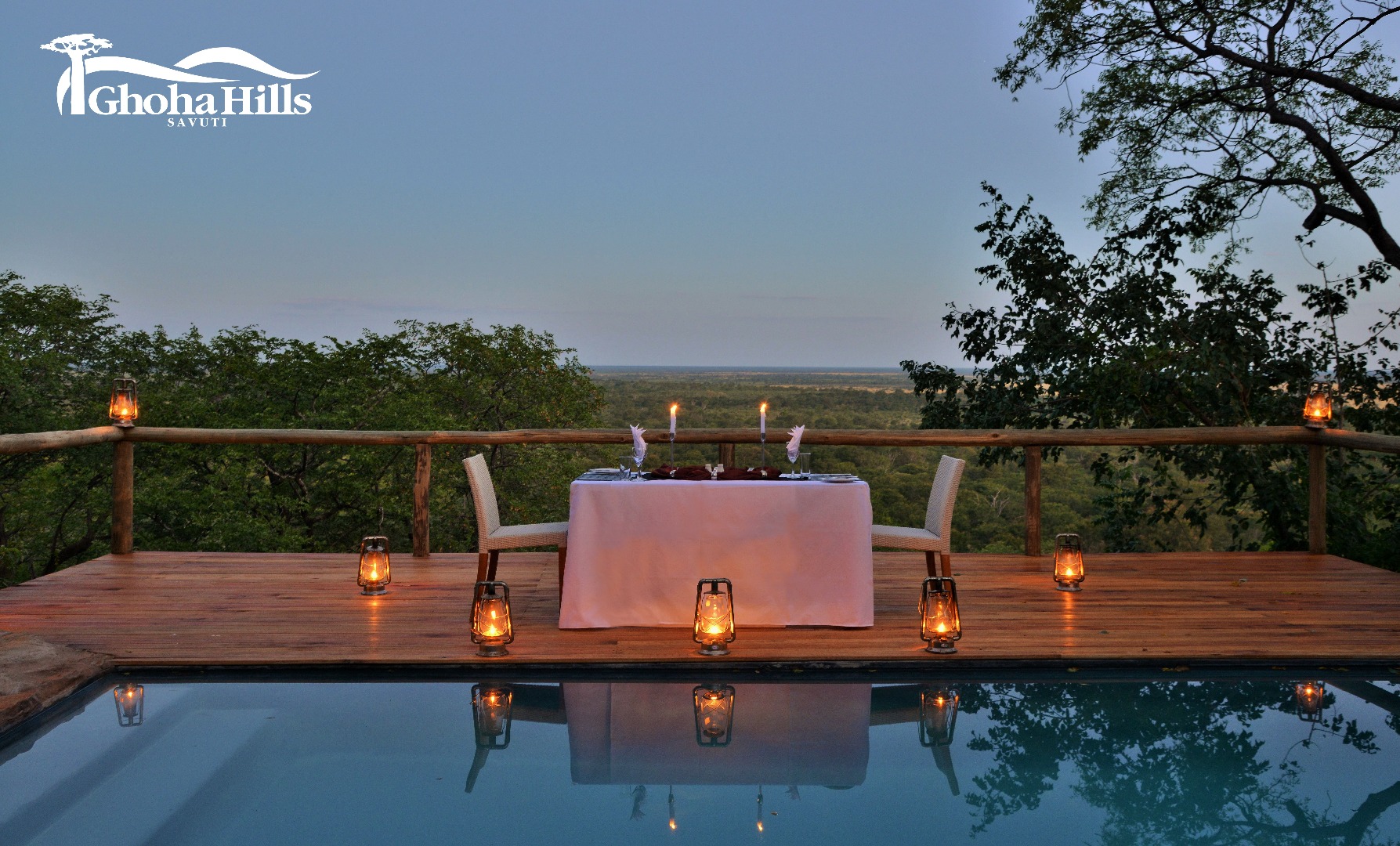 private dinner under stars copy.jpg