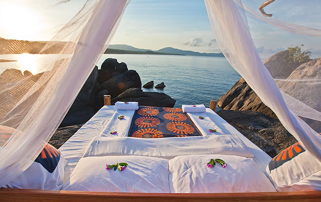 Nkwichi Star bed 2.jpg