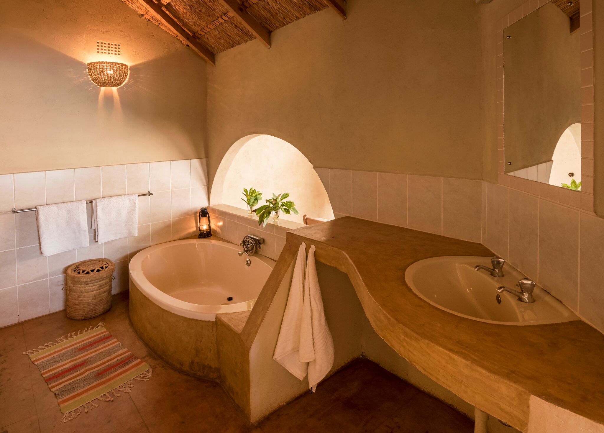 Makuzi bathroom.jpeg