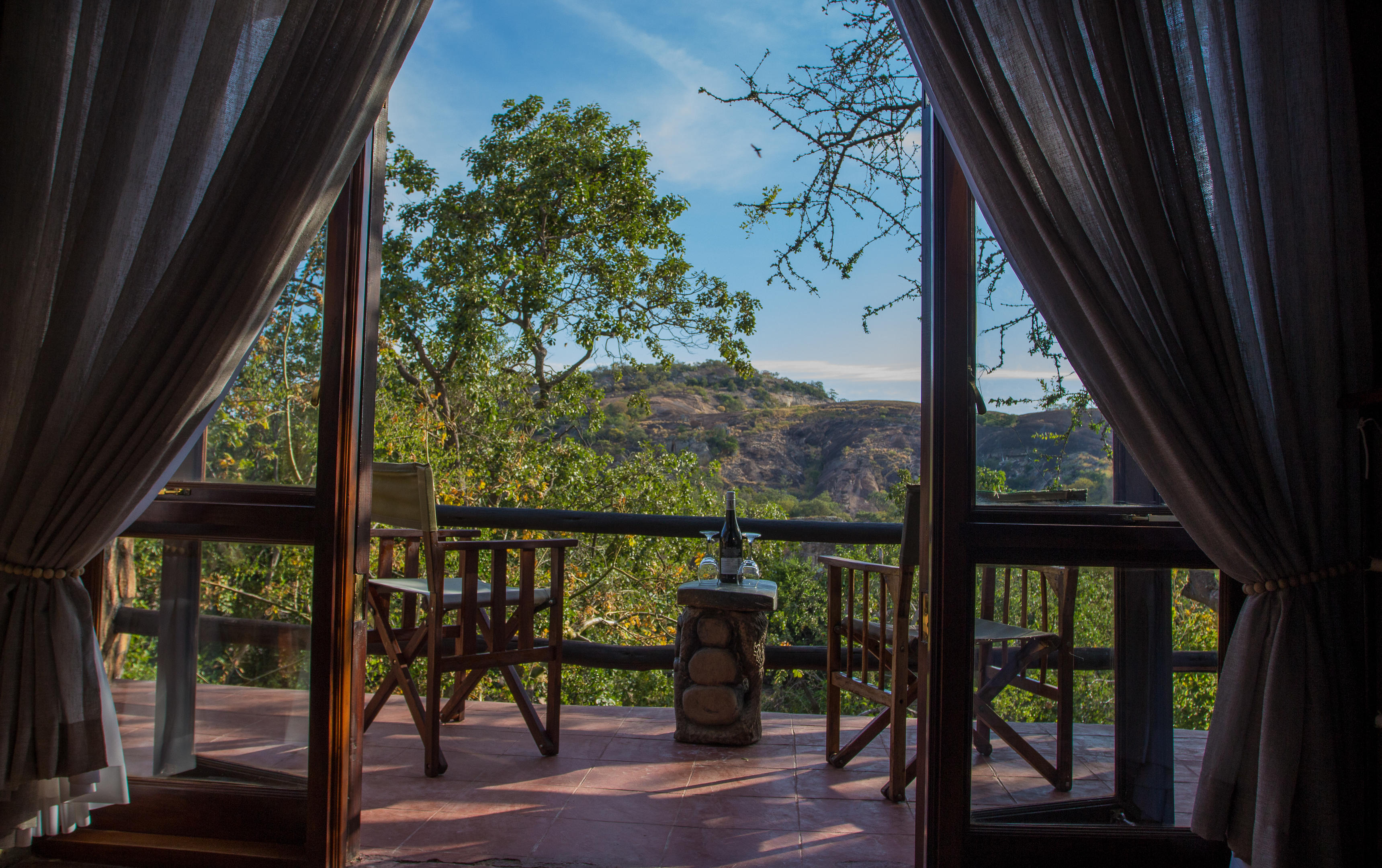 Bhejane standard twin room.jpg